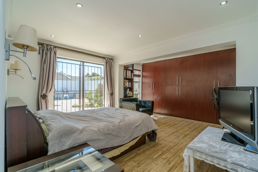 4 Bedroom Property for Sale in Edgemead Western Cape